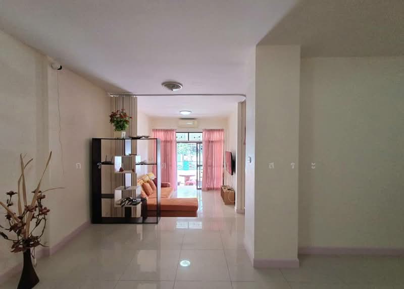 Ruenrudee 4 Village : หมู่บ้านรื่นฤดี 4, ปทุมธานี, ไสวประชาราษฎร์, บึงยี่โถ, ธัญบุรี, ปทุมธานี, 130 ตร.ม., ทาวน์เฮ้าส์ ขาย, โดย กรกฤตย์ บุญสระ, 500258052 - DDproperty.com