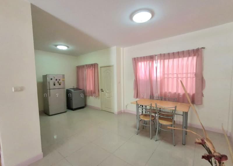 Ruenrudee 4 Village : หมู่บ้านรื่นฤดี 4, Pathum Thani, ไสวประชาราษฎร์, Bang Yitho, Thanyaburi, Pathum Thani, 3 Bedrooms, 130 sqm, Townhouse For Sale, by กรกฤตย์ บุญสระ, 500258052 - DDproperty.com