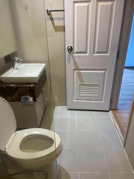 Fuse Sathorn-Taksin, Bangkok, Krung Thon Buri Road, Bang Lam Phu Lang, Khlong San, Bangkok, 1 Bedroom, 32 sqm, Condo For Sale, by มาลี สุธน, 500258088 - DDproperty.com