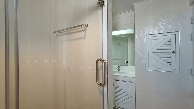Charan Tower Residences by Aspira, Bangkok, 19 Soi Sukhumvit 43, Khlong Tan Nua, Watthana, Bangkok, 4 Bedrooms, 600 sqm, Apartment For Rent, by BANGKOK PROPERTY AGENTS, 500258151 - DDproperty.com