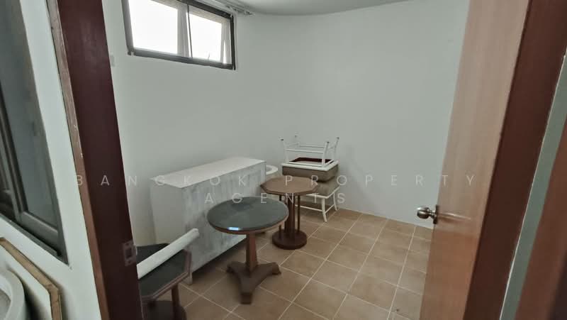 Charan Tower Residences by Aspira, Bangkok, 19 Soi Sukhumvit 43, Khlong Tan Nua, Watthana, Bangkok, 4 Bedrooms, 600 sqm, Apartment For Rent, by BANGKOK PROPERTY AGENTS, 500258151 - DDproperty.com