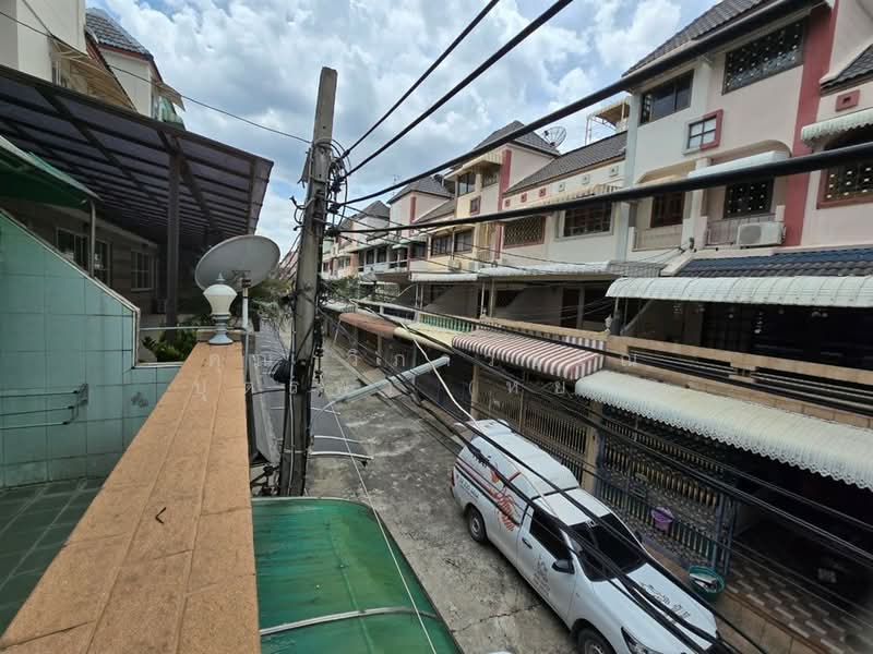 ทาวน์เฮ้าส์ 3 ชั้น 20.5 ตร.ว. หมู่บ้านเจริญรัถทาวน์เฮ้าส์ ซอยเจริญรัถ16/1, กรุงเทพ, ถนนเจริญนคร, คลองต้นไทร, คลองสาน, กรุงเทพ, 150 ตร.ม., ทาวน์เฮ้าส์ ขาย, โดย คุณ วิภาวรรณ บุตรพา (หยก), 500258161 - DDproperty.com