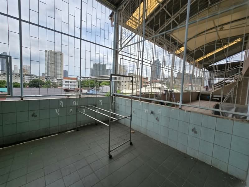 ทาวน์เฮ้าส์ 3 ชั้น 20.5 ตร.ว. หมู่บ้านเจริญรัถทาวน์เฮ้าส์ ซอยเจริญรัถ16/1, กรุงเทพ, ถนนเจริญนคร, คลองต้นไทร, คลองสาน, กรุงเทพ, 150 ตร.ม., ทาวน์เฮ้าส์ ขาย, โดย คุณ วิภาวรรณ บุตรพา (หยก), 500258161 - DDproperty.com