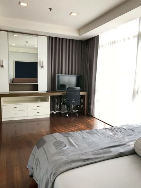 Nusasiri Grand, Bangkok, Soi Sukhumvit 42, Phra Kanong, Khlong Toei, Bangkok, 3 Bedrooms, 167 sqm, Condo For Rent, by Ratsarin Sirinipaspong, 500258167 - DDproperty.com