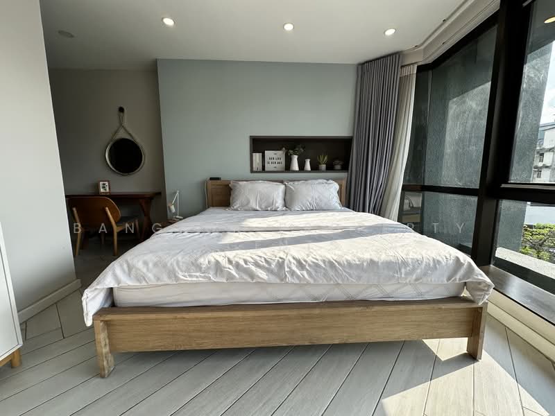 Fifty Fifth Tower, Bangkok, 84 Soi Sukhumvit 55, Sukhumvit Road, Khlong Tan Nua, Watthana, Bangkok, 2 Bedrooms, 76 sqm, Condo For Rent, by BANGKOK PROPERTY AGENTS, 500258196 - DDproperty.com