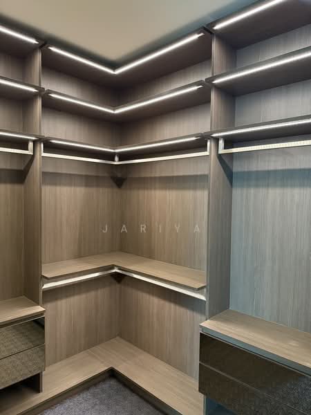 Q1 Sukhumvit, Bangkok, 1 Sukhumvit Road, Khlong Toei, Khlong Toei, Bangkok, 2 Bedrooms, 117 sqm, Condo For Rent, by Jariya, 500258206 - DDproperty.com