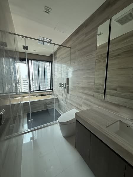 Q1 Sukhumvit, Bangkok, 1 Sukhumvit Road, Khlong Toei, Khlong Toei, Bangkok, 2 Bedrooms, 117 sqm, Condo For Rent, by Jariya, 500258206 - DDproperty.com