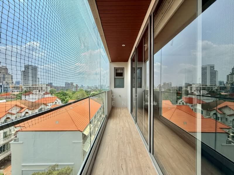 Phatssana Gardens, Bangkok, 19 Soi Ekkamai 6, Sukhumvit 63 Road, Phra Kanong Nua, Watthana, Bangkok, 3 Bedrooms, 345 sqm, Condo For Rent, by Bangkok Residential, 500258237 - DDproperty.com
