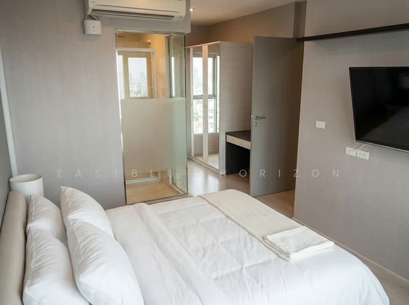 Life Ratchadapisek, Bangkok, 279 Ratchadapisaek Road, Huai Khwang, Huai Khwang, Bangkok, 2 Bedrooms, 56 sqm, Condo For Rent, by Eastblue Horizon, 500258305 - DDproperty.com