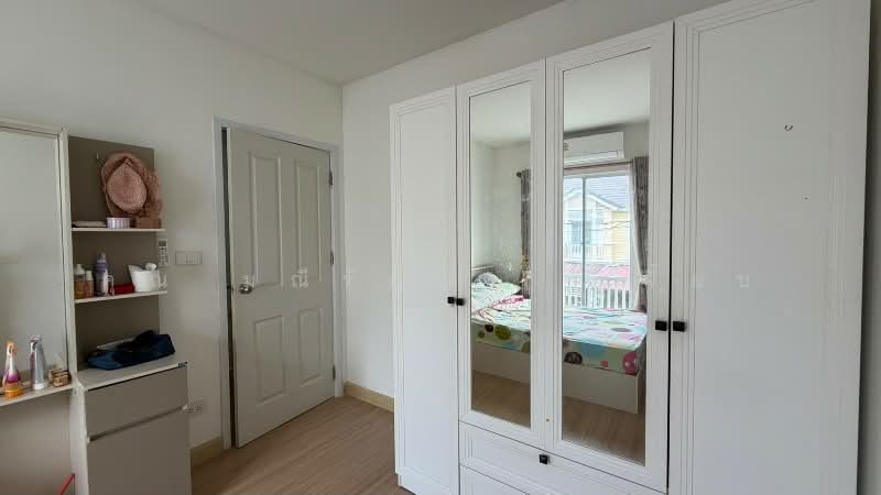 พฤกษา วิลล์ 40 ดอนเมือง-โลคัลโรด : Pruksa Ville 40 Donmuang-Local Road, ปทุมธานี, ถนนกำแพงเพชร 6, หลักหก, เมืองปทุมธานี, ปทุมธานี, 100 ตร.ม., ทาวน์เฮ้าส์ ขาย, โดย คุณ มณีรัตน์ ( เจี๊ยบ ), 500258325 - DDproperty.com