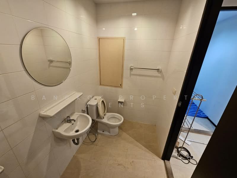 The Madison, Bangkok, Sukhumvit 41, Khlong Tan Nua, Watthana, Bangkok, 3 Bedrooms, 230 sqm, Condo For Rent, by BANGKOK PROPERTY AGENTS, 500258328 - DDproperty.com