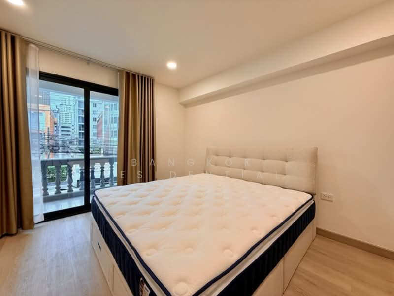 Royal Castle Sukhumvit, Bangkok, 30 Soi Sukhumvit 39, Khlongtoei Nua, Watthana, Bangkok, 3 Bedrooms, 190 sqm, Condo For Rent, by Bangkok Residential, 500258346 - DDproperty.com