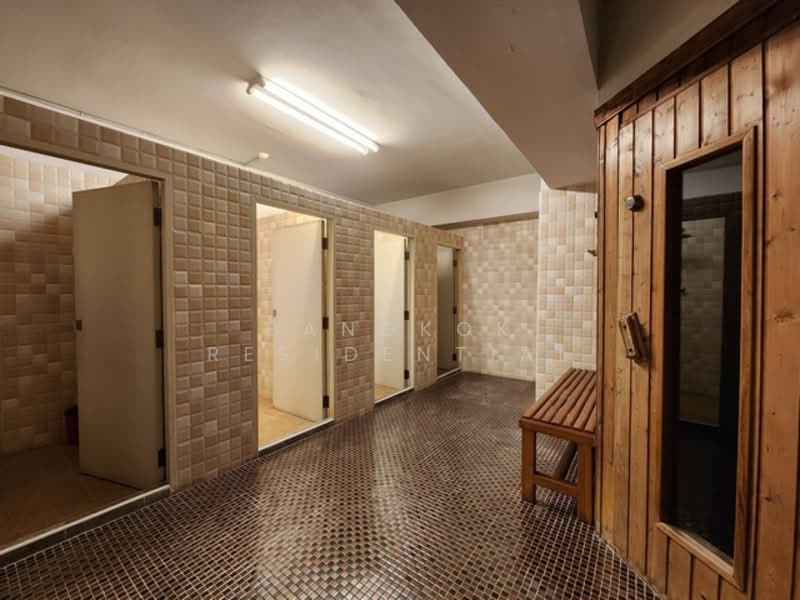 Royal Castle Sukhumvit : รอยัล คาสเซอร์ สุขุมวิท, กรุงเทพ, 30 ซอยสุขุมวิท 39, คลองเตยเหนือ, วัฒนา, กรุงเทพ, 190 ตร.ม., คอนโด ให้เช่า, โดย Bangkok Residential, 500258346 - DDproperty.com