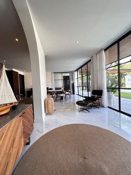 Luxury modern detached private swimming pool, Chiang Mai, San Pu Loei, Doi Saket, Chiang Mai, 4 Bedrooms, 235 sqm, Single Detached House For Rent, by คุณ ธีรชาติ, 500258378 - DDproperty.com