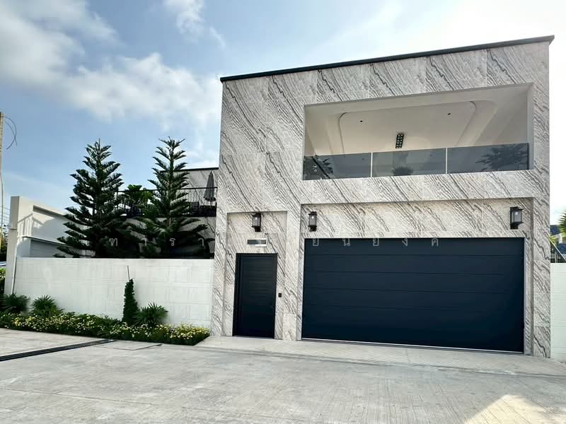 VILLA TRIVANA (BaanMae 11), Chon Buri (Pattaya), ทุ่งกลม ตาลหมัน, Nong Pru, Bang Lamung (Pattaya), Chon Buri (Pattaya), 4 Bedrooms, 252 sqm, Villa For Sale, by Tharathorn Yuenyong, 500258397 - DDproperty.com