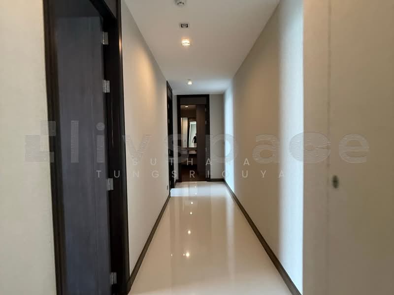 Q1 Sukhumvit, Bangkok, 1 Sukhumvit Road, Khlong Toei, Khlong Toei, Bangkok, 4 Bedrooms, 296 sqm, Condo For Sale, by Suthana Tungsriouya, 500258402 - DDproperty.com