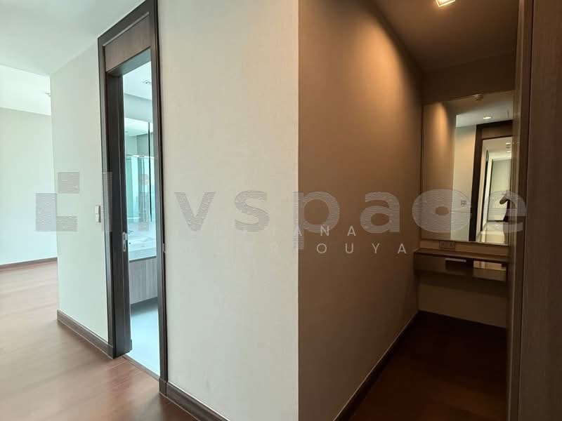 Q1 Sukhumvit, Bangkok, 1 Sukhumvit Road, Khlong Toei, Khlong Toei, Bangkok, 4 Bedrooms, 296 sqm, Condo For Sale, by Suthana Tungsriouya, 500258402 - DDproperty.com