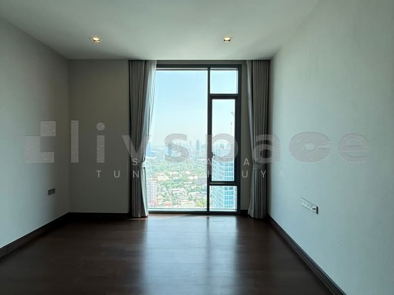 Q1 Sukhumvit, Bangkok, 1 Sukhumvit Road, Khlong Toei, Khlong Toei, Bangkok, 4 Bedrooms, 296 sqm, Condo For Sale, by Suthana Tungsriouya, 500258402 - DDproperty.com