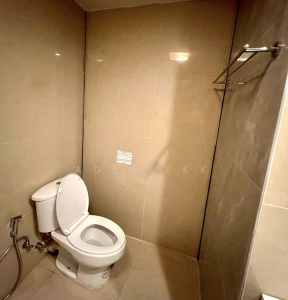 Baan Sathorn Chao Phraya, Bangkok, 931 Charoen Nakhon 15 A Alley, Khlong Ton Sai, Khlong San, Bangkok, 1 Bedroom, 56 sqm, Condo For Rent, by Agentbkk, 500258422 - DDproperty.com