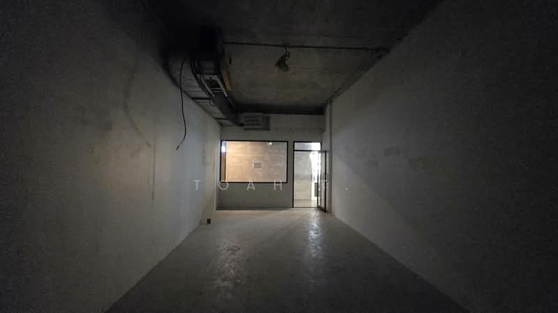 พื้นที่ให้เช่า บ้านก้ามปู อโศก : Space for rent Baankampu Asoke, Bangkok, Khlongtoei Nua, Watthana, Bangkok, , 35 sqm, Retail Space For Rent, by TOAH T., 500258423 - DDproperty.com