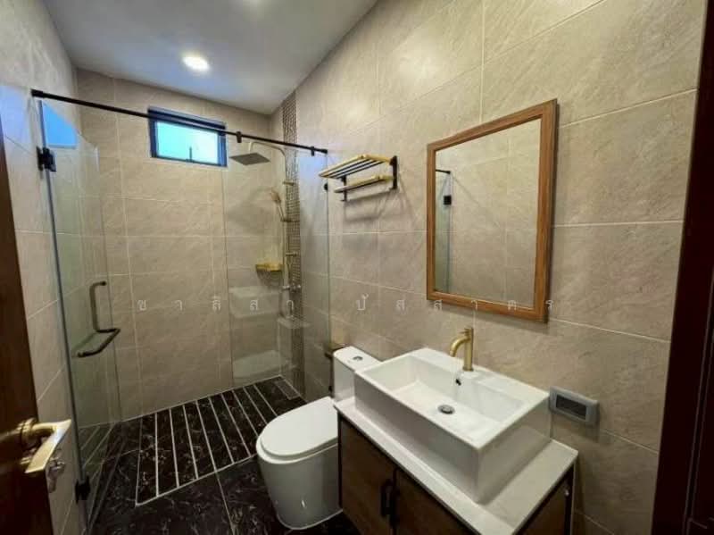 Private House in Central Pattaya, Chon Buri (Pattaya), Nong Pru, Bang Lamung (Pattaya), Chon Buri (Pattaya), 7 Bedrooms, 300 sqm, Villa For Sale, by ชาลิสา ปัสสาคร, 500258425 - DDproperty.com