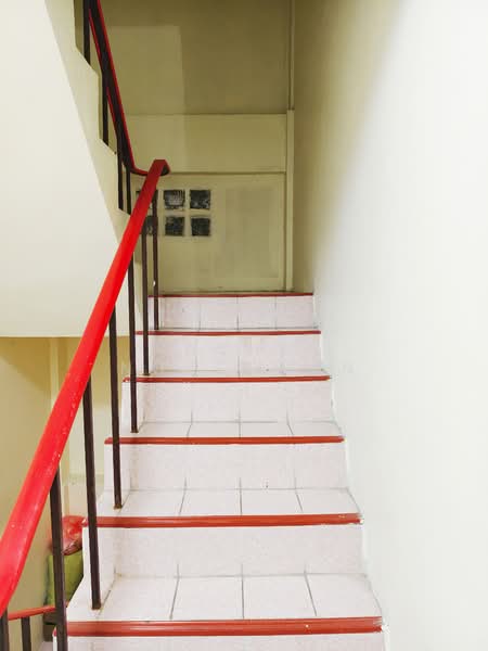 Four-story commercial building + rooftop for sale in the heart of Hat Yai. 5 bedrooms, 2 bathrooms., Songkhla, ถนนดวงจันทร์, Hat-Yai, Hat Yai, Songkhla, , 400 sqm, Shophouse For Sale, by Rachen Nopsuwan, 500258464 - DDproperty.com