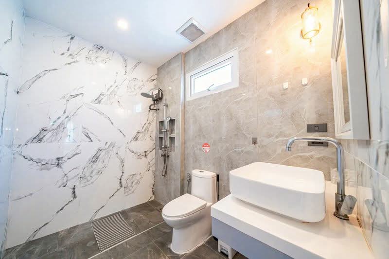 View Point Village, Chon Buri (Pattaya), Pattaya City, Bang Lamung, Bang Lamung (Pattaya), Chon Buri (Pattaya), 5 Bedrooms, 200 sqm, Villa For Sale, by ชาลิสา ปัสสาคร, 500258489 - DDproperty.com