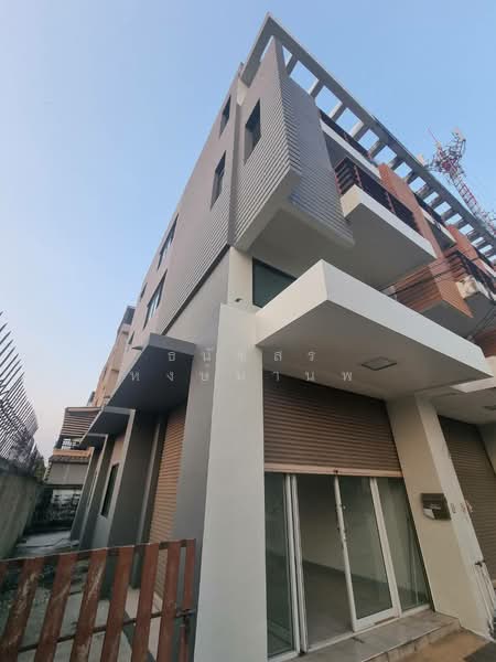 หมู่บ้านเดอะ วิลเลข รามอินทรา, กรุงเทพ, ปัญญา-รามอินทรา, บางชัน, คลองสามวา, กรุงเทพ, 250 ตร.ม., ตึกแถว-อาคารพาณิชย์ ขาย, โดย ธนัชสร หงษ์มานพ, 500258520 - DDproperty.com