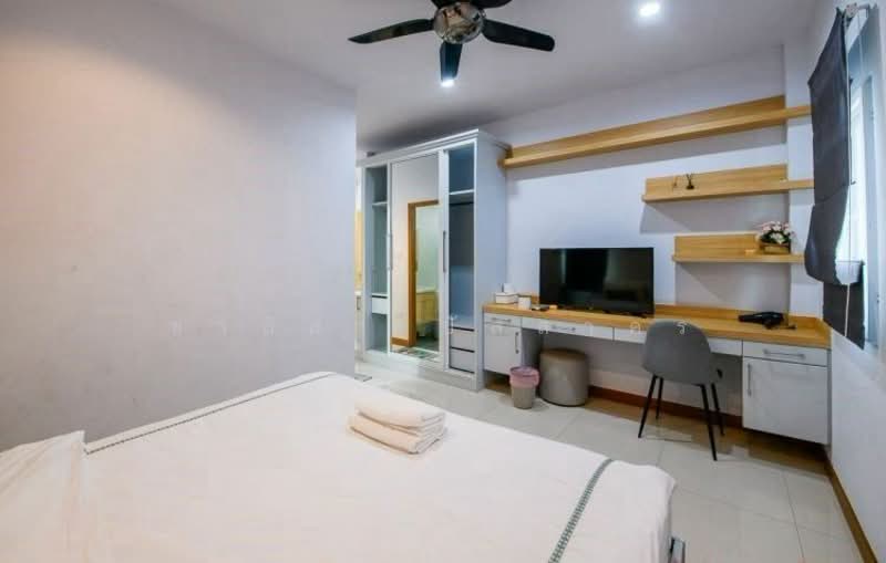 Suksabai Villa, Chon Buri (Pattaya), Soi Suksabai Villa, Bang Lamung, Bang Lamung (Pattaya), Chon Buri (Pattaya), 5 Bedrooms, 300 sqm, Villa For Sale, by ชาลิสา ปัสสาคร, 500258521 - DDproperty.com