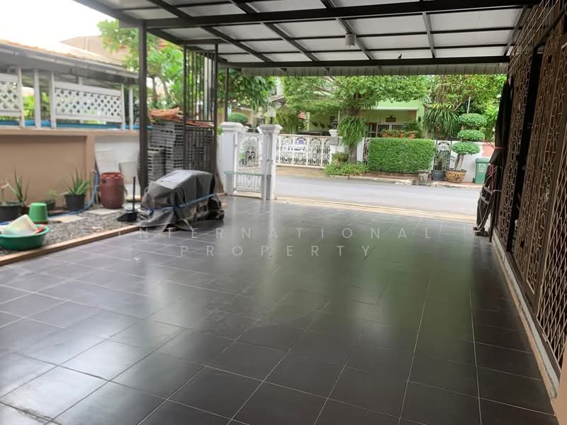 K.C. Park Ville 3, Bangkok, Sam Wa Tawan Tok, Khlong Sam Wa, Bangkok, 3 Bedrooms, 69 sqm, Single Detached House For Rent, by Correct Property, 500258528 - DDproperty.com