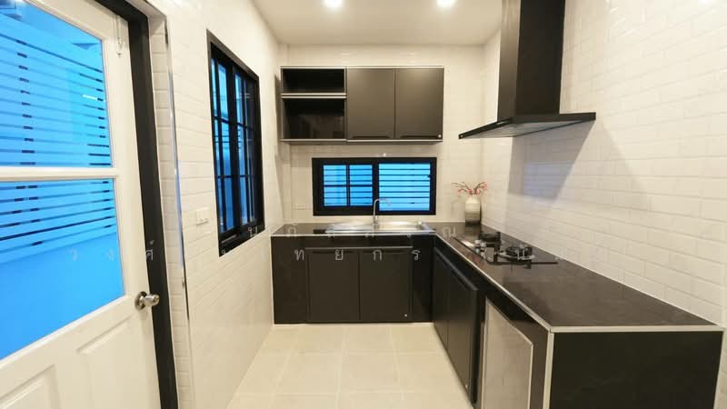 หมู่บ้านมัณฑนารังสิตคลอง 2 ตำบล ประชาธิปัตย์ อำเภอธัญบุรี ปทุมธานี 1, ปทุมธานี, รังสิต-นครนายก, ประชาธิปัตย์, ธัญบุรี, ปทุมธานี, 200 ตร.ม., บ้านเดี่ยว ขาย, โดย นภัสศรณ์ วงศ์สินไทยกร (นันท์), 500258538 - DDproperty.com