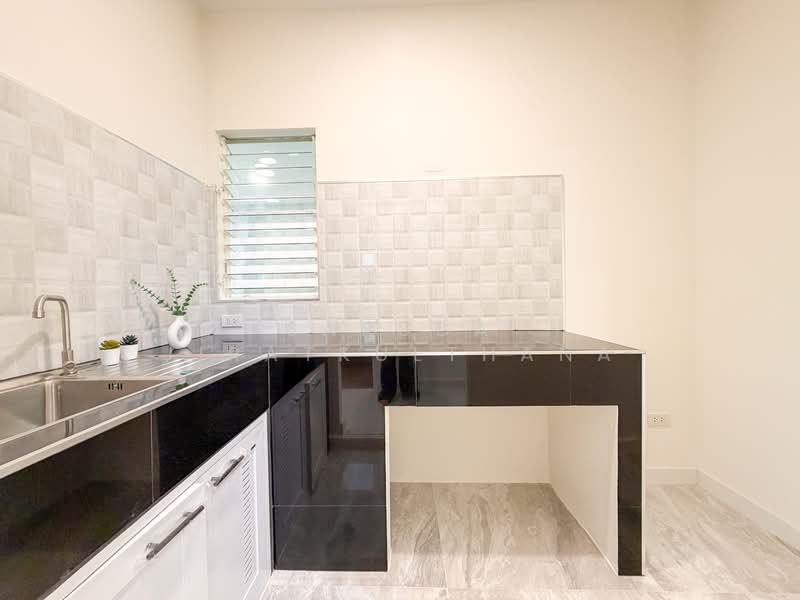 The Villa Rattanathibet, Nonthaburi, Rattanathibet Road, Tha It, Pak Kret, Nonthaburi, 4 Bedrooms, 190 sqm, Semi-Detached House (Twin House) For Sale, by Saruda Jiratkulthana, 500258550 - DDproperty.com