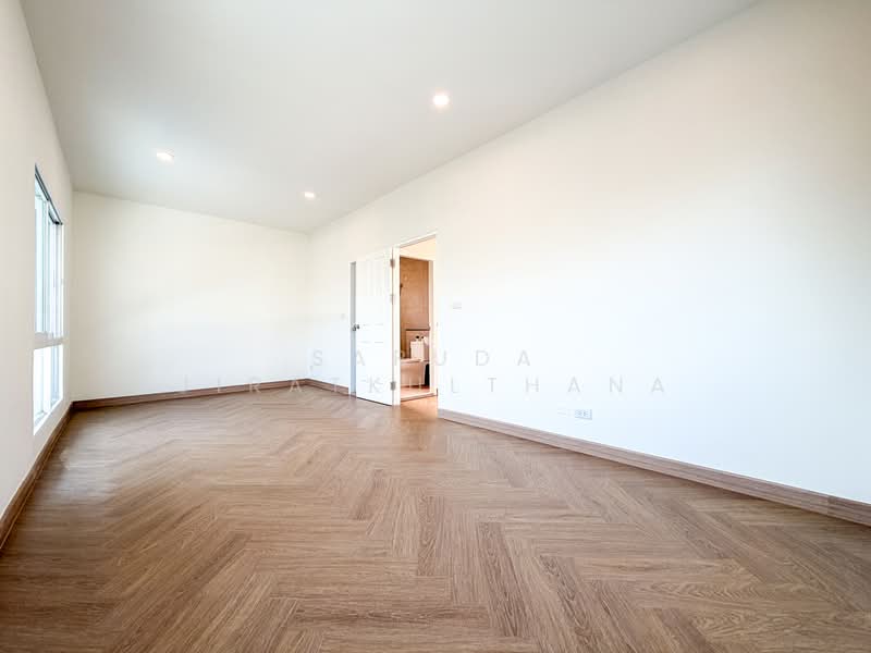 The Villa Rattanathibet, Nonthaburi, Rattanathibet Road, Tha It, Pak Kret, Nonthaburi, 4 Bedrooms, 190 sqm, Semi-Detached House (Twin House) For Sale, by Saruda Jiratkulthana, 500258550 - DDproperty.com