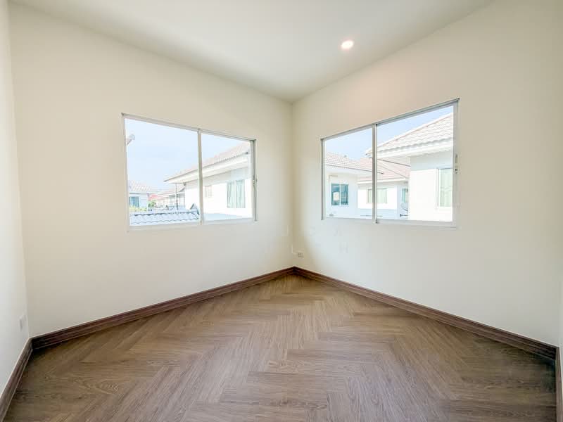 The Villa Rattanathibet, Nonthaburi, Rattanathibet Road, Tha It, Pak Kret, Nonthaburi, 4 Bedrooms, 190 sqm, Semi-Detached House (Twin House) For Sale, by Saruda Jiratkulthana, 500258550 - DDproperty.com