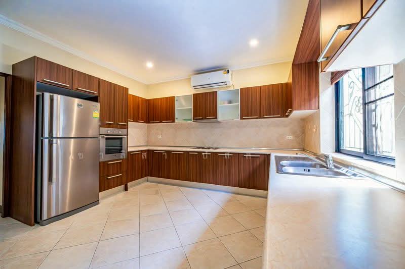 Majestic Residence Pratumnak, Chon Buri (Pattaya), Nong Pru, Bang Lamung (Pattaya), Chon Buri (Pattaya), 3 Bedrooms, 200 sqm, Villa For Sale, by ชาลิสา ปัสสาคร, 500258559 - DDproperty.com