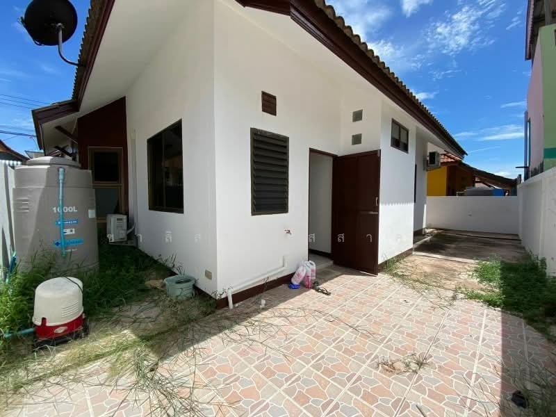 Private House in Soi Noen, Chon Buri (Pattaya), Bang Lamung, Bang Lamung (Pattaya), Chon Buri (Pattaya), 3 Bedrooms, 180 sqm, Single Detached House For Sale, by ชาลิสา ปัสสาคร, 500258570 - DDproperty.com