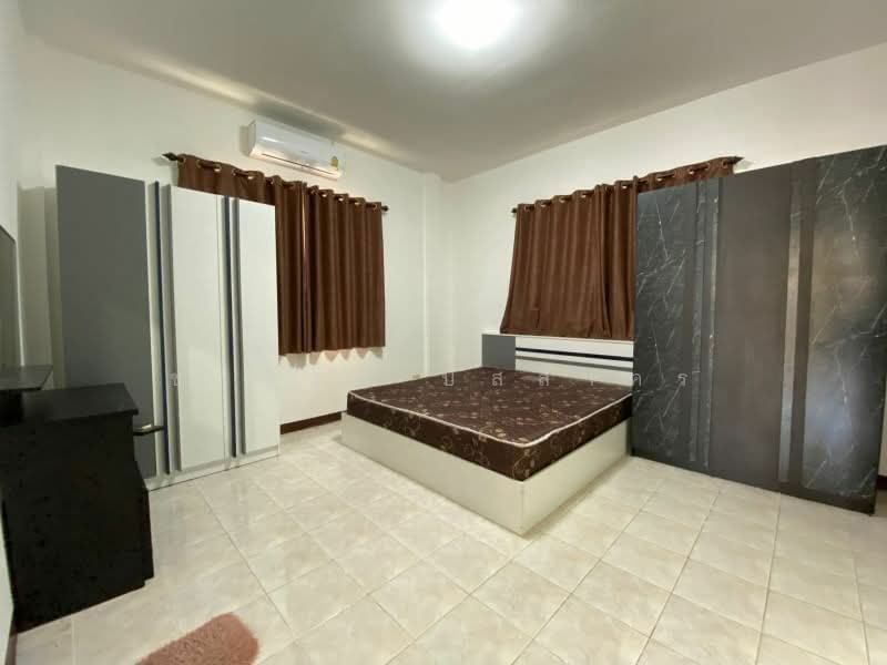 Private House in Soi Noen, Chon Buri (Pattaya), Bang Lamung, Bang Lamung (Pattaya), Chon Buri (Pattaya), 3 Bedrooms, 180 sqm, Single Detached House For Sale, by ชาลิสา ปัสสาคร, 500258570 - DDproperty.com