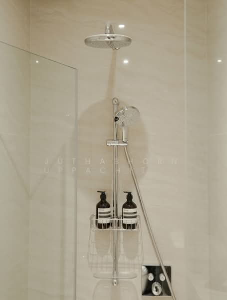 Noble Form Thonglor, Bangkok, Sukhumvit 55, Khlong Tan Nua, Watthana, Bangkok, 1 Bedroom, 32 sqm, Condo For Rent, by Juthabhorn Uppachit (Amy), 500258576 - DDproperty.com