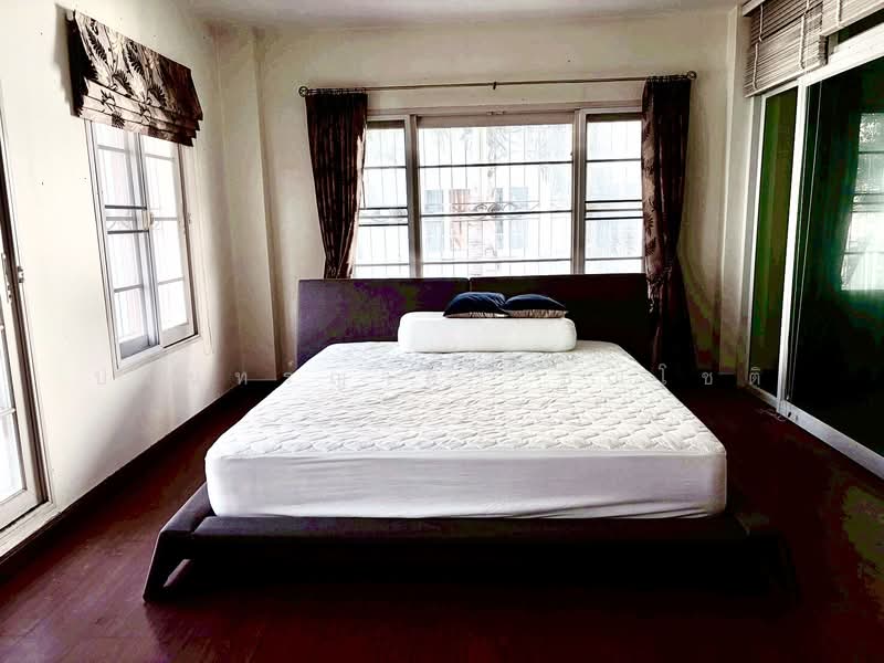 Urban Sathorn : หมู่บ้านเออร์เบิน สาทร, กรุงเทพ, ถนนราชพฤกษ์, บางจาก, ภาษีเจริญ, กรุงเทพ, 200 ตร.ม., ทาวน์เฮ้าส์ ให้เช่า, โดย ปรินทร์ญาดา ชิณโชติ, 500258586 - DDproperty.com