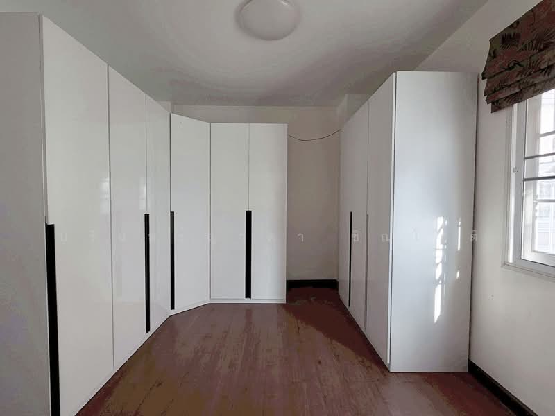 Urban Sathorn, Bangkok, Ratchaphruek Road, Bang Chak, Phasi Charoen, Bangkok, 3 Bedrooms, 200 sqm, Townhouse For Rent, by ปรินทร์ญาดา ชิณโชติ, 500258586 - DDproperty.com