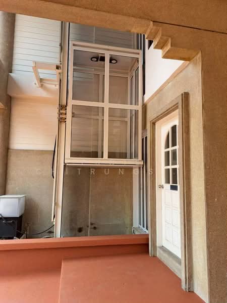 อารีย์-พหลโยธิน 12 | ออฟฟิศให้เช่า 3 ชั้น ทำเลใจกลางเมือง, กรุงเทพ, สามเสนใน, พญาไท, กรุงเทพ, 120 ตร.ม., ตึกแถว-อาคารพาณิชย์ ให้เช่า, โดย Pudis Chitrungsakorn, 500258605 - DDproperty.com