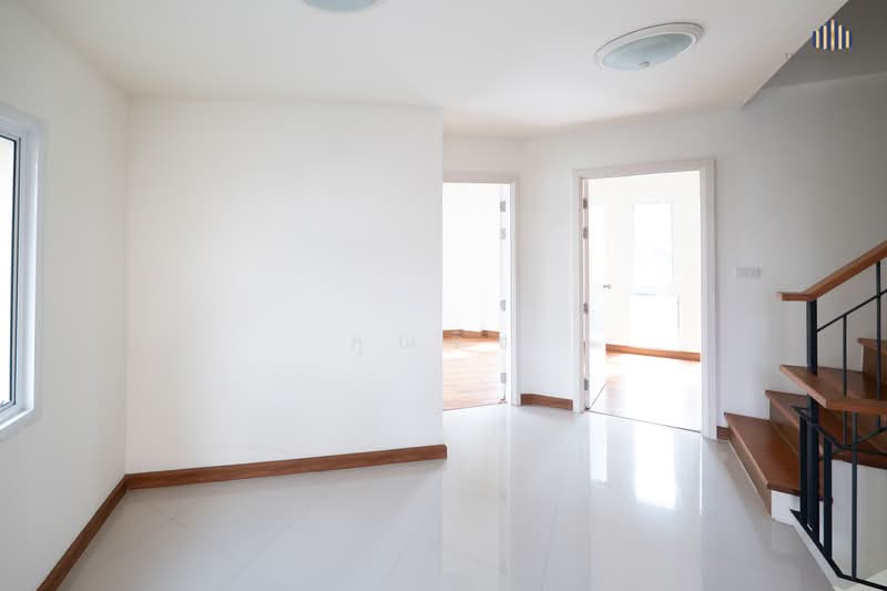 Ivy Chinatown, Bangkok, Maitrichit Road, Pom Prap, Pom Prap Sattru Phai, Bangkok, 6 Bedrooms, 163 sqm, Condo For Rent, by คุณริช, 500258615 - DDproperty.com