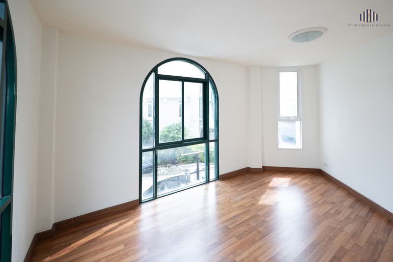 Ivy Chinatown, Bangkok, Maitrichit Road, Pom Prap, Pom Prap Sattru Phai, Bangkok, 6 Bedrooms, 163 sqm, Condo For Rent, by คุณริช, 500258615 - DDproperty.com