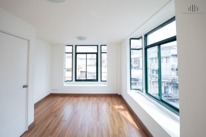 Ivy Chinatown, Bangkok, Maitrichit Road, Pom Prap, Pom Prap Sattru Phai, Bangkok, 6 Bedrooms, 163 sqm, Condo For Rent, by คุณริช, 500258615 - DDproperty.com