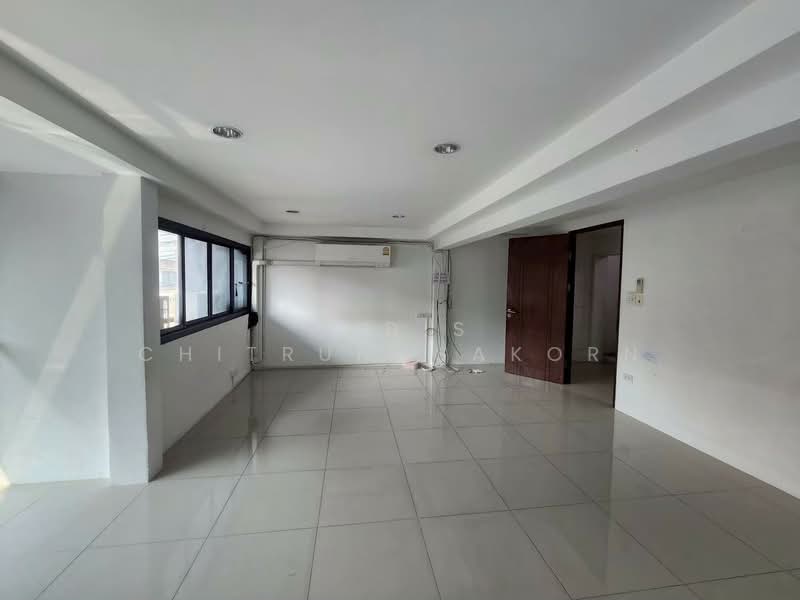 Home Office for Rent – Sukhumvit-Thonglor, Bangkok, Suan Luang, Suan Luang, Bangkok, , 250 sqm, Shophouse For Rent, by Pudis Chitrungsakorn, 500258616 - DDproperty.com
