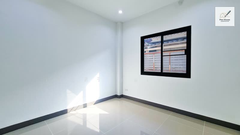 ซื่อตรง สุวินทวงศ์, กรุงเทพ, หนองจอก, หนองจอก, กรุงเทพ, 60 ตร.ม., บ้านเดี่ยว ขาย, โดย เพ็ญศิริ ตุ้มเทียน, 500258638 - DDproperty.com