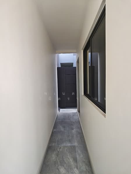 Feel Town Lat Phrao 101, Bangkok, ลาดพร้าว, Khlong Chaokhun Sing, Wang Thonglang, Bangkok, 4 Bedrooms, 270 sqm, Single Detached House For Sale, by พเนตร มหามิตรานนท์, 500258646 - DDproperty.com