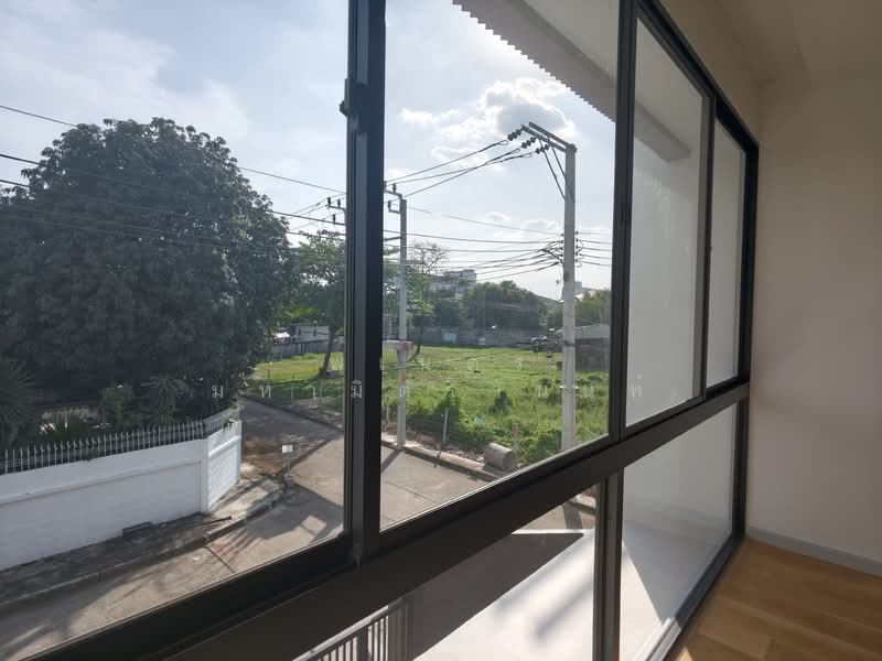Feel Town Lat Phrao 101, Bangkok, ลาดพร้าว, Khlong Chaokhun Sing, Wang Thonglang, Bangkok, 4 Bedrooms, 270 sqm, Single Detached House For Sale, by พเนตร มหามิตรานนท์, 500258646 - DDproperty.com