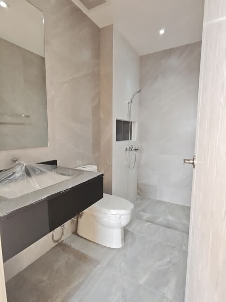 Feel Town Lat Phrao 101, Bangkok, ลาดพร้าว, Khlong Chaokhun Sing, Wang Thonglang, Bangkok, 4 Bedrooms, 270 sqm, Single Detached House For Sale, by พเนตร มหามิตรานนท์, 500258646 - DDproperty.com