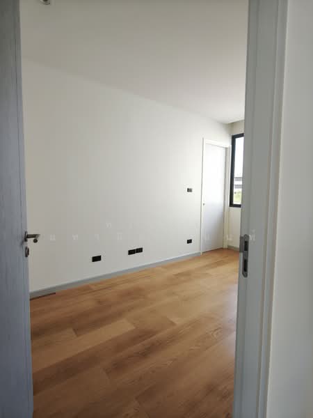 Feel Town Lat Phrao 101, Bangkok, ลาดพร้าว, Khlong Chaokhun Sing, Wang Thonglang, Bangkok, 4 Bedrooms, 270 sqm, Single Detached House For Sale, by พเนตร มหามิตรานนท์, 500258646 - DDproperty.com